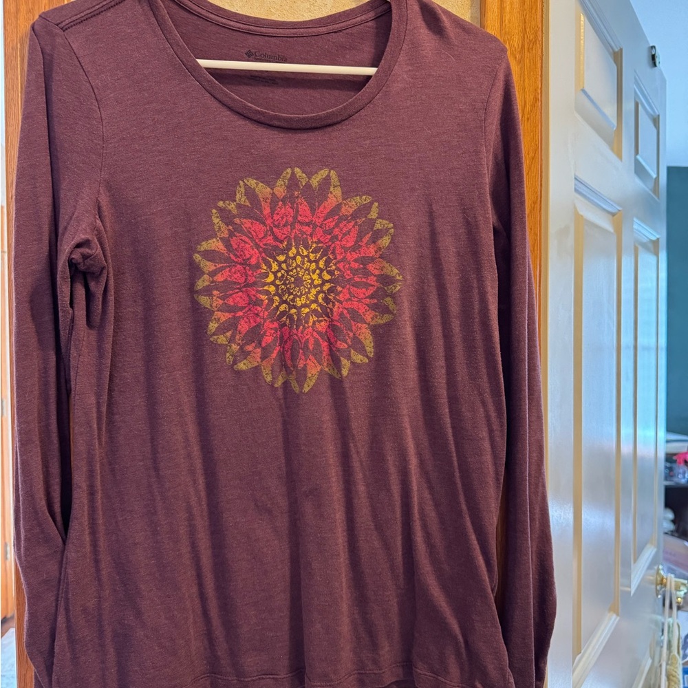 Columbia Red Long Sleeve T-Shirt